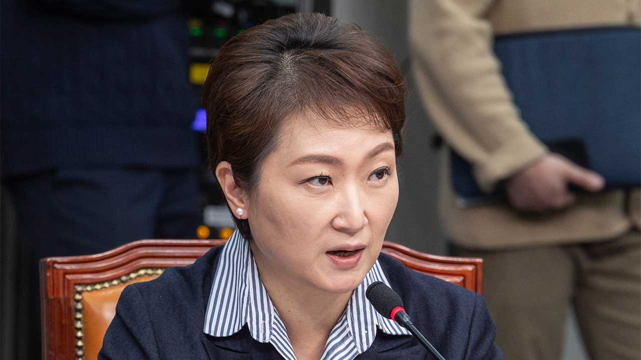 이언주 "당 지도부에 남겠다"‥내년 지방선거 불출마 선언