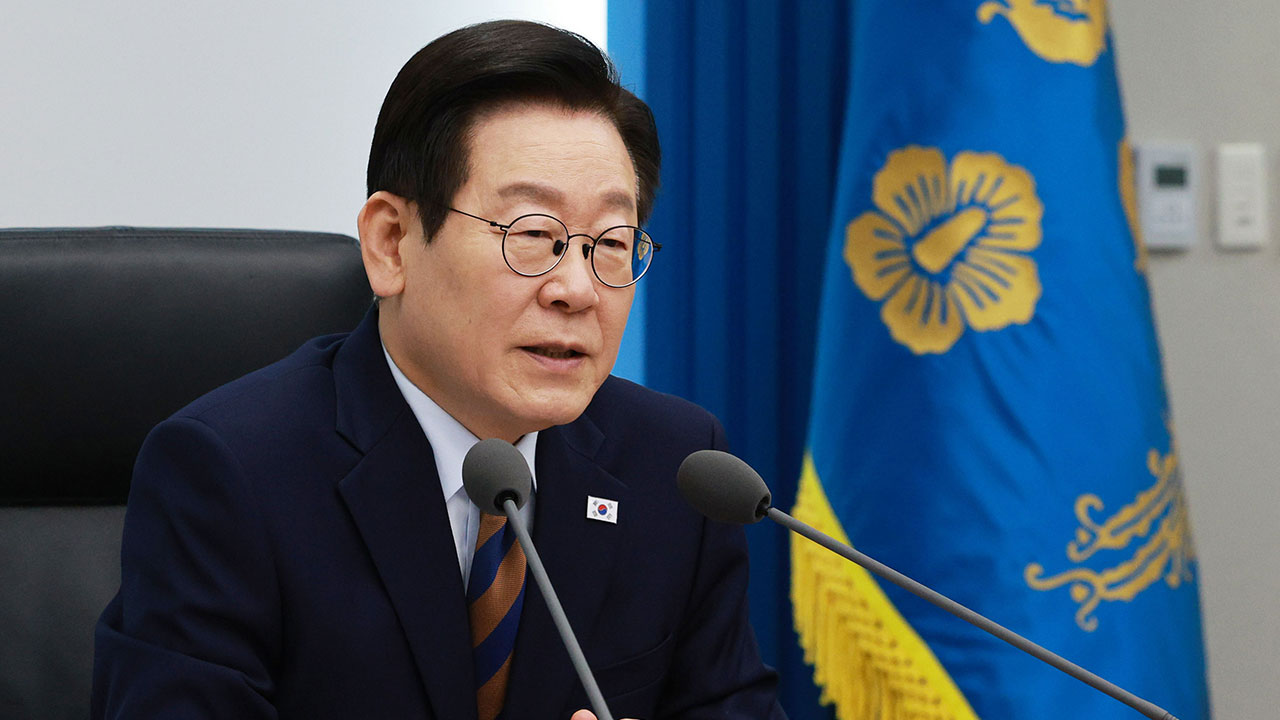 이재명 대통령 국정지지율 54.8%‥전주보다 1.1%p 하락