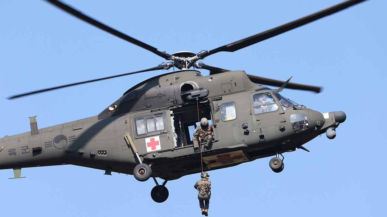 군 헬기 활용 응급환자 후송 '정부혁신 왕중왕전' 국무총리상