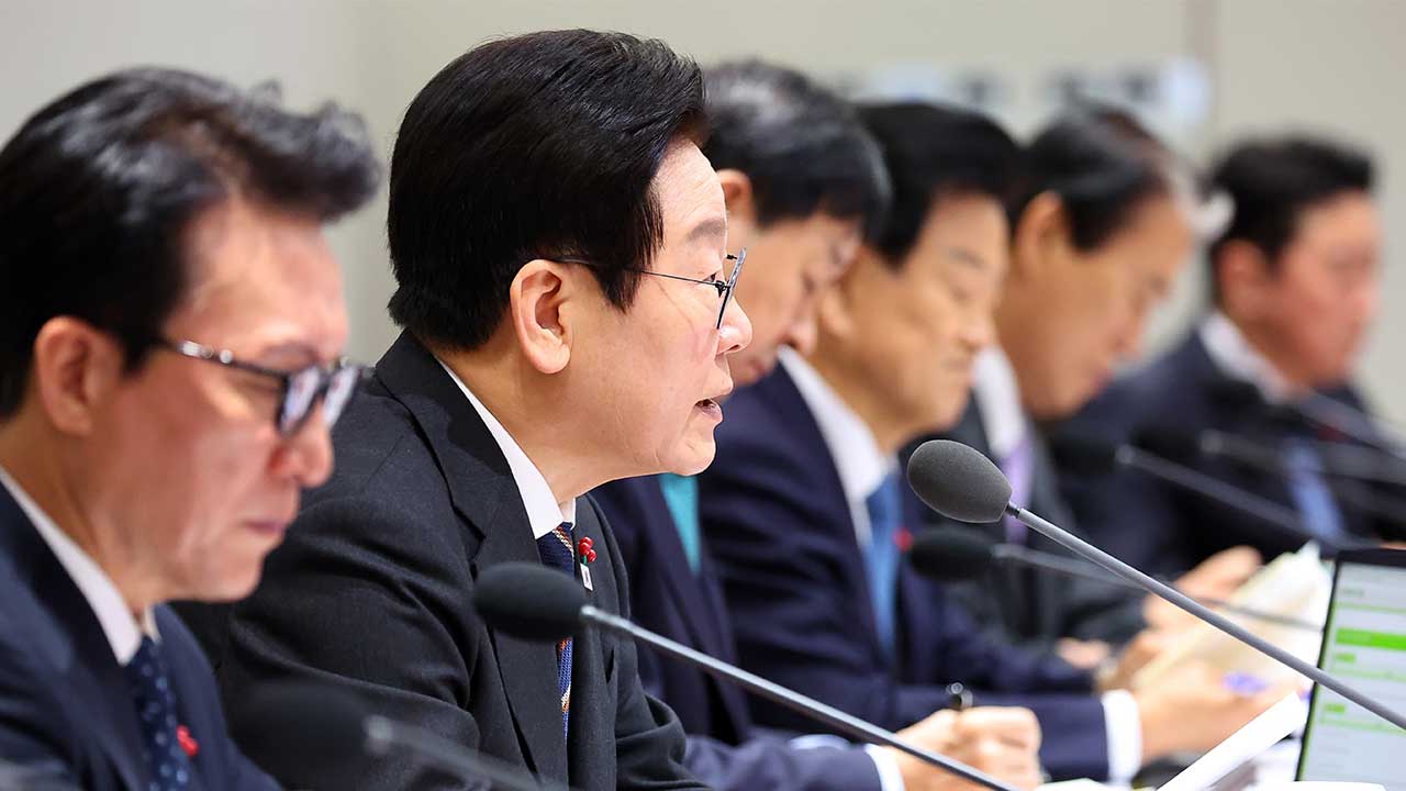 이 대통령, "이해 충돌·입법 갈등 생겨도 국민 뜻 따라 계속 추진"