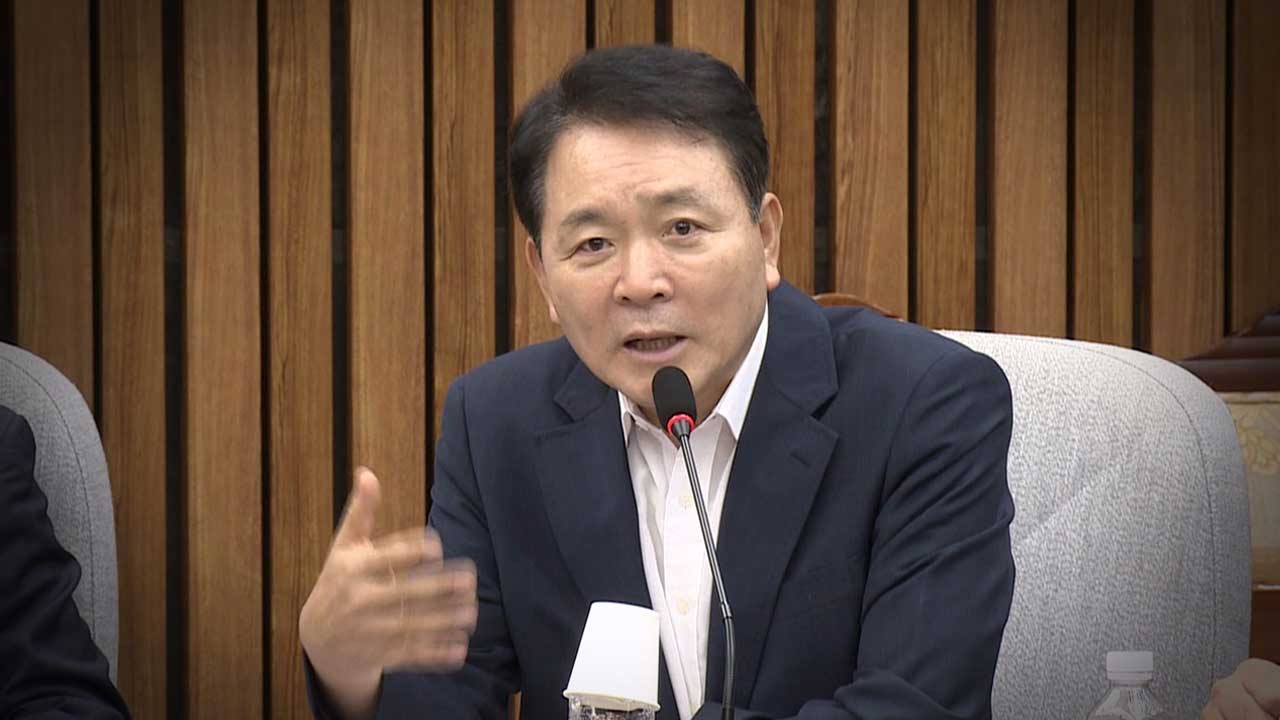 국힘 성일종 "국방부 '내란특수본' 당장 멈춰야‥정치군인만 남기겠다는 것"