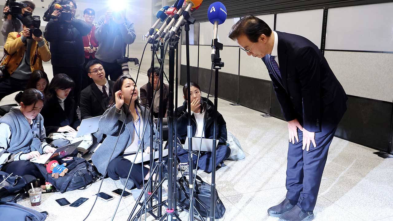 여당, 전재수 사의에 "공직 내려놓고 규명하는 자세가 국민 눈높이"