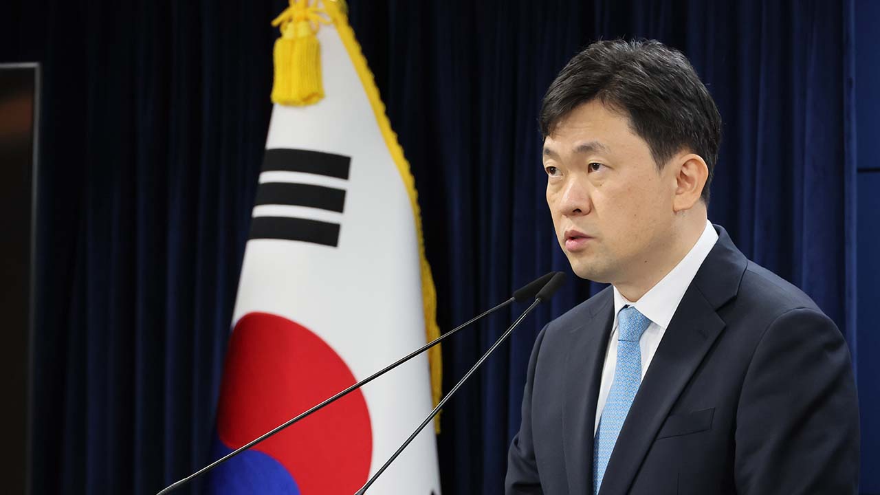 통일부, '대북전단 차단' 법 개정에 "전단 시대 막 내려"