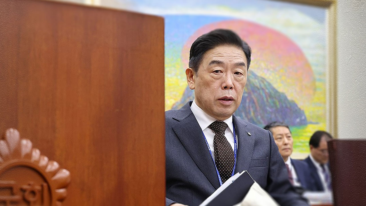 [단독] 김형석, 이사회에 '독립기념관 사적사용' 감사보고서 제출 거부