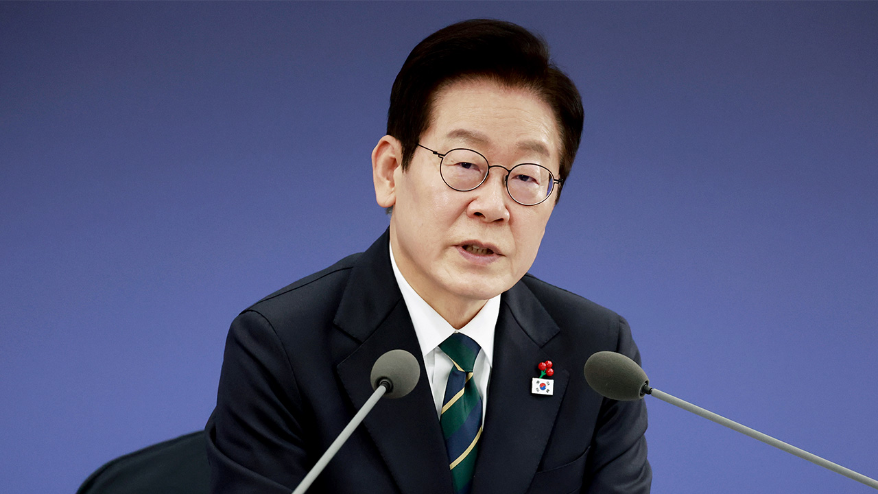 이 대통령 "해수부 이전, 국토 균형 발전의 계기‥후임 장관 부산서 구할 것"