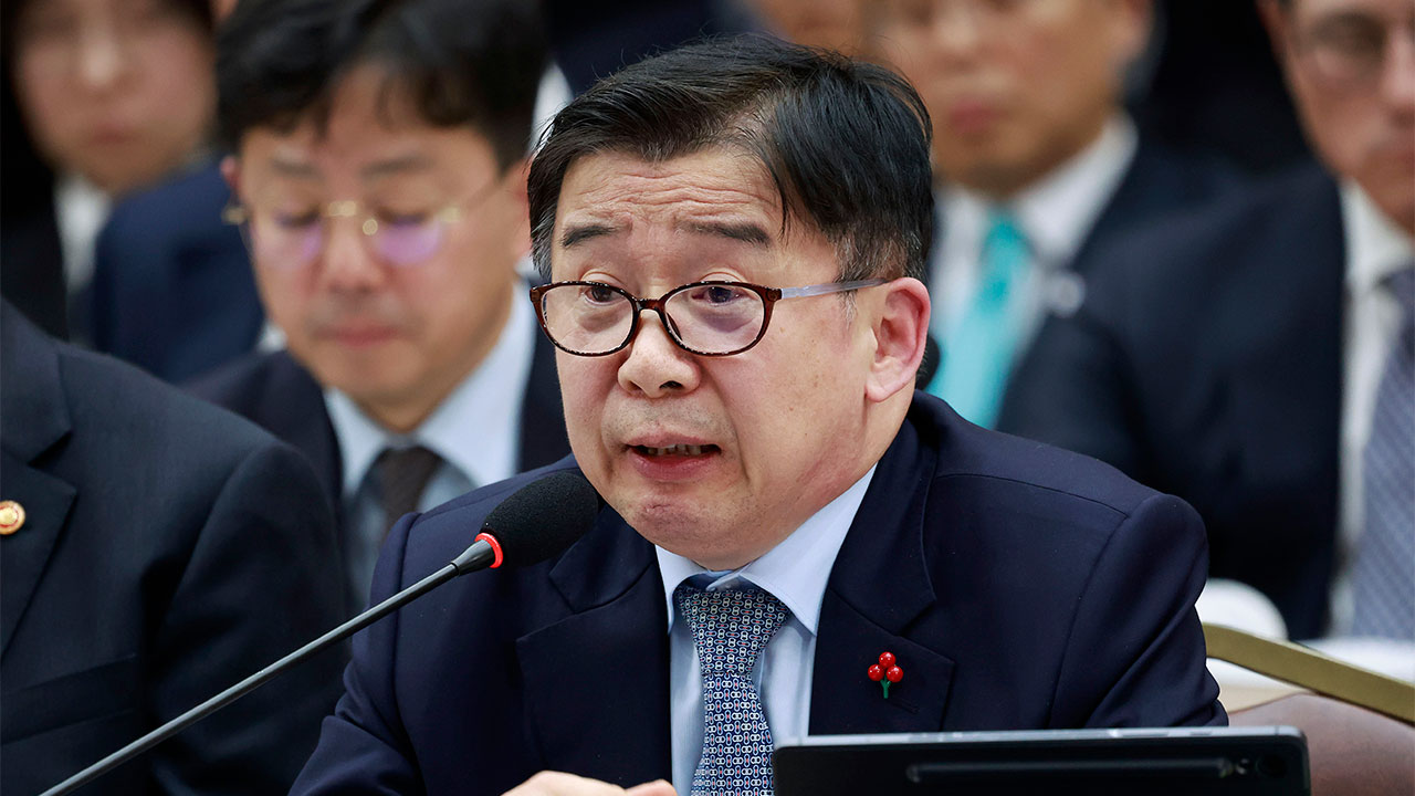 이재명 대통령, 유철환 국민권익위원장 면직안 재가