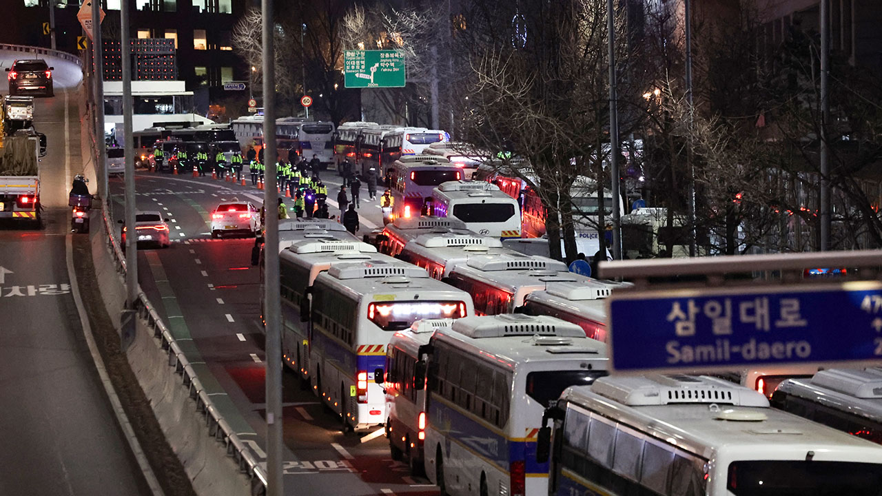공수처, 윤 대통령 체포영장 집행 시도‥경찰 2700명 배치