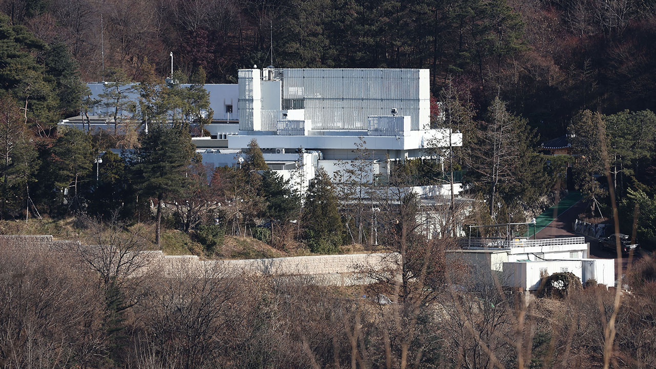 바카라사이트 카지노사이트 '대통령 체포영장 집행 방해' 경호처 간부 2명 추가 입건
