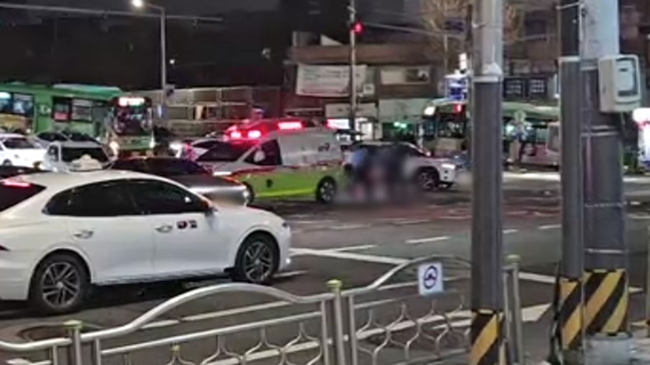 서울 동대문서 오토바이 2대 추돌 사고‥1명 중상