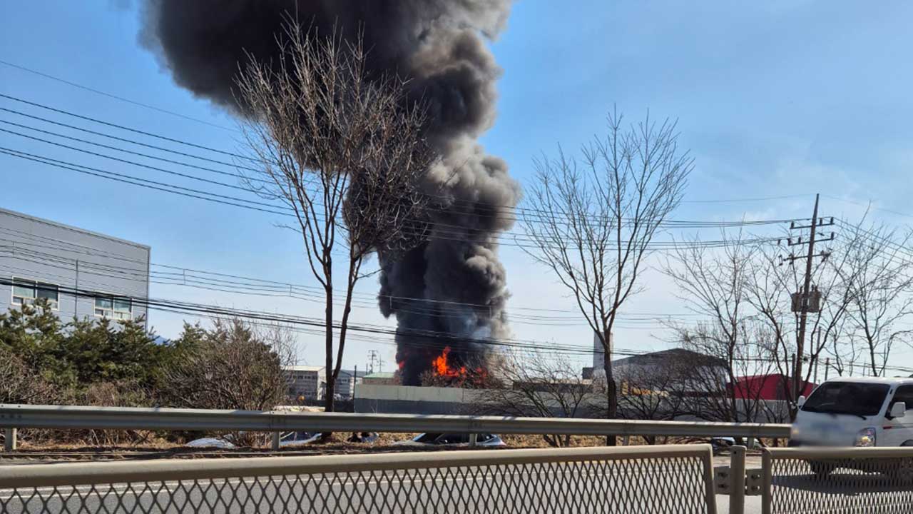 경기도 광주 식품창고 화재‥1명 부상