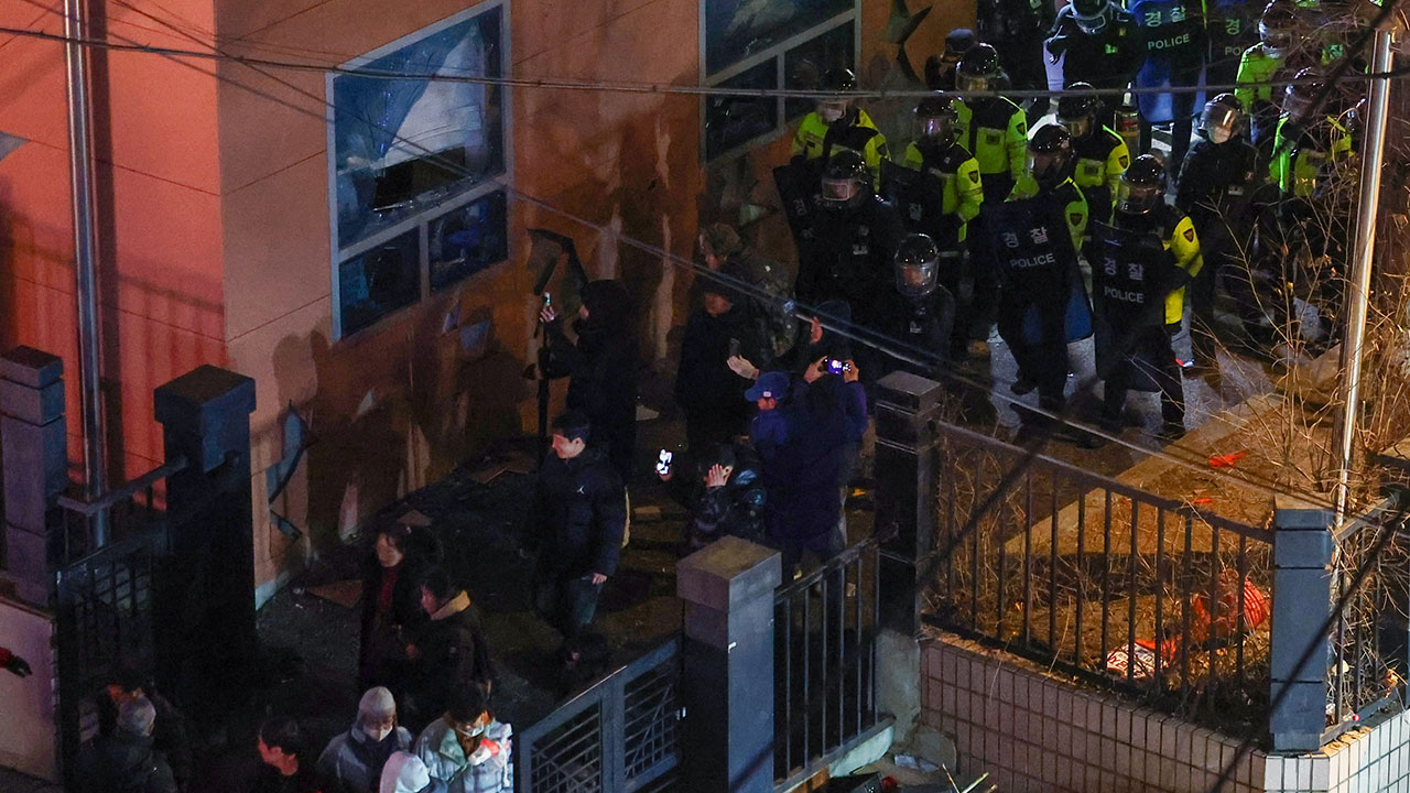 '서부지법 폭동' 1심 재판 시작‥법원, 청사 보안 강화