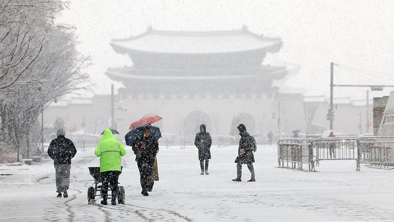 '대설주의보' 수도권에 출근시간 전철 추가 운행