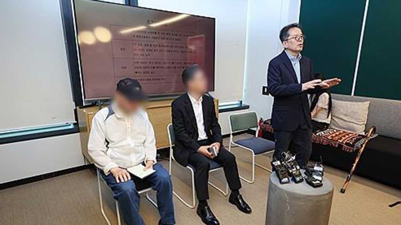 "벤츠 주차 중 급발진" 주장‥법원, 부품 작동데이터 감정키로