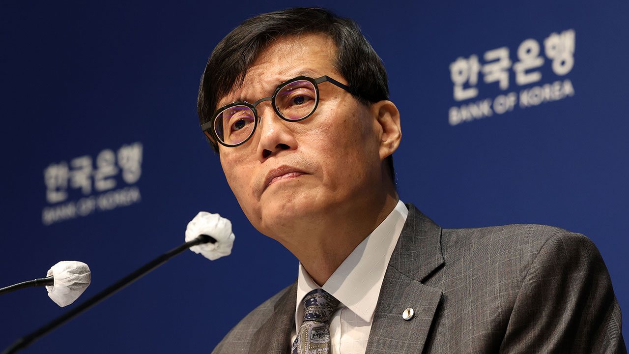 한국은행 금통위원 재산공개‥이창용 총재 44억원, 30억 이상 5명