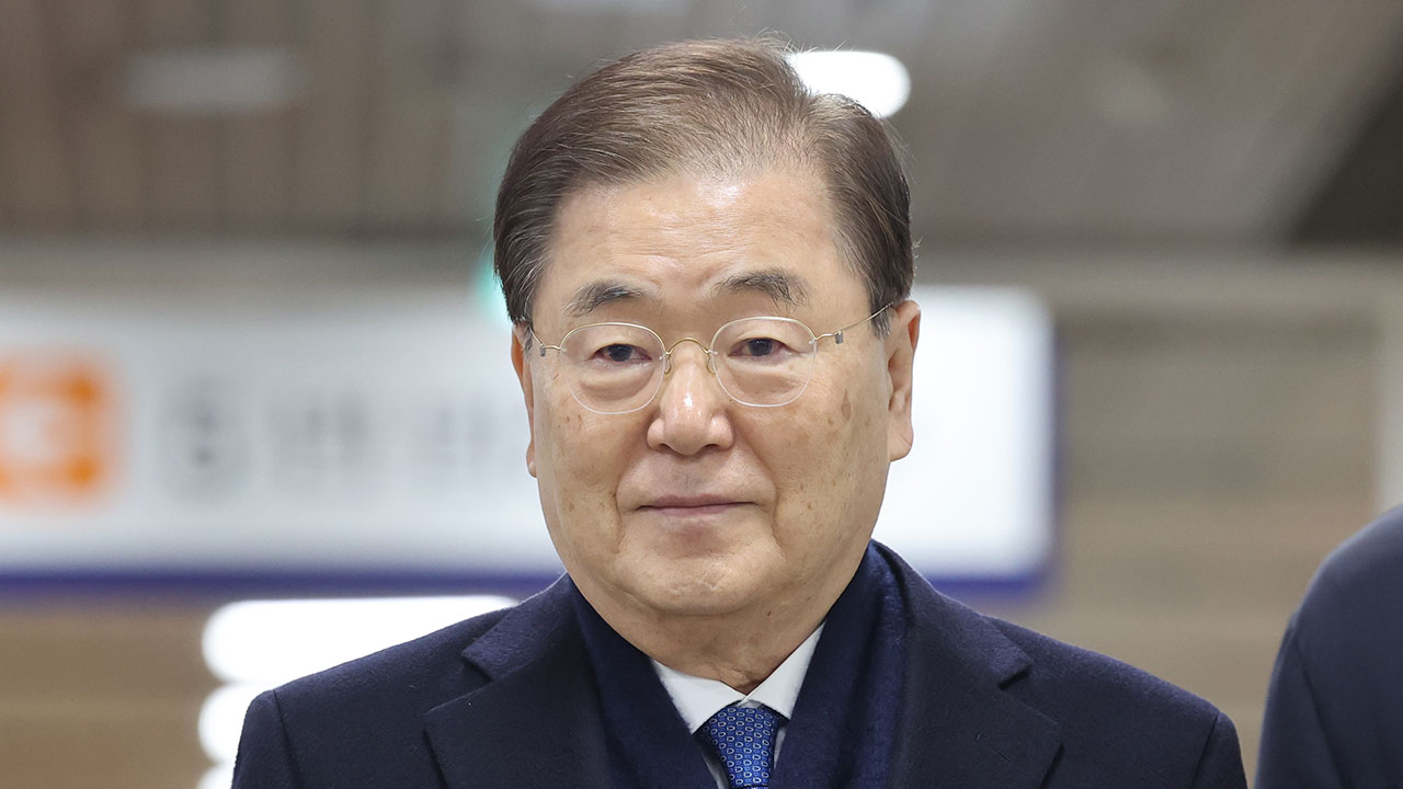 검찰, '사드기밀 유출 의혹' 정의용 전 국가안보실장 조사