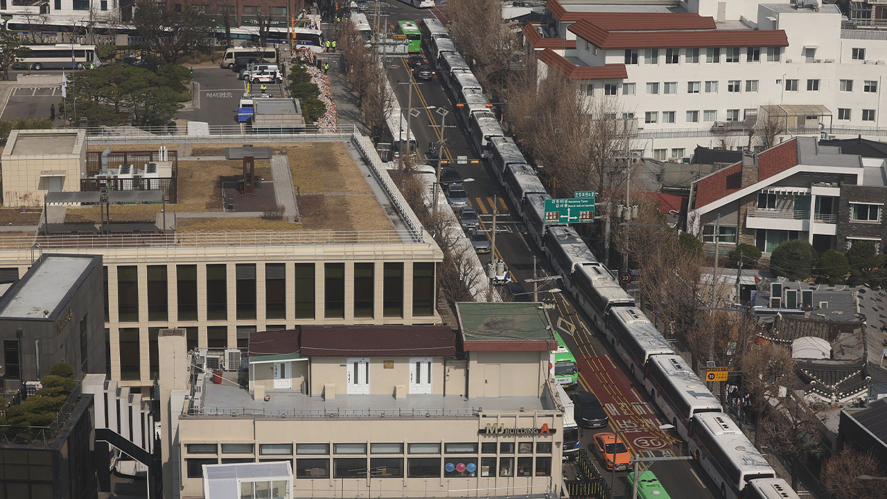 서울시, 하루 2천4백 명 투입해 탄핵집회 안전관리‥현장진료소 설치