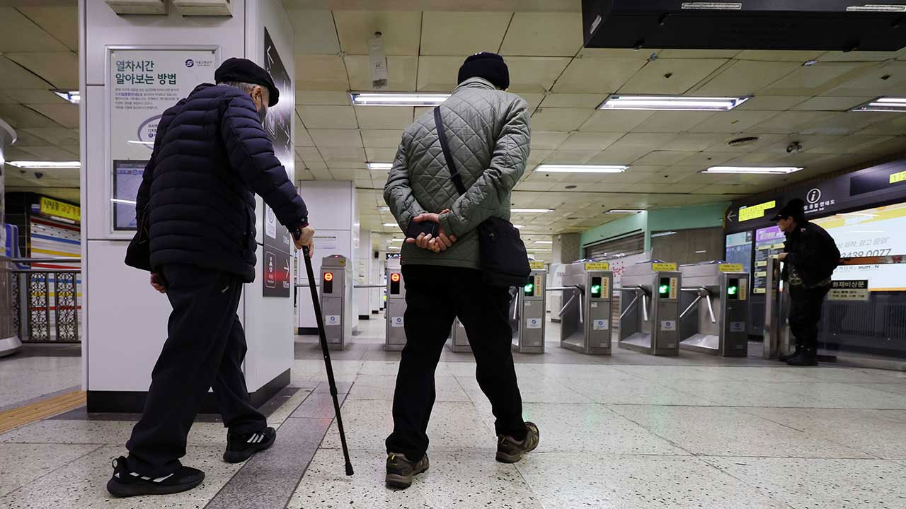 '노인 연령 조정' 범부처 협의체 발족‥"미룰 수 없는 과제"