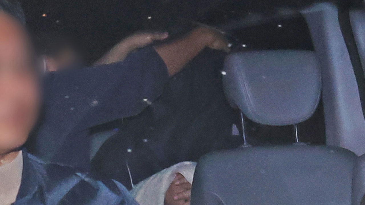 경찰, 일가족 5명 살해한 50대 남성 구속영장 신청