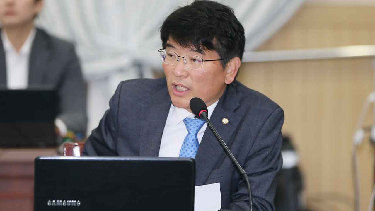 '보좌관 성추행' 박완주 전 의원 불구속재판 요청‥검찰·피해자 반대