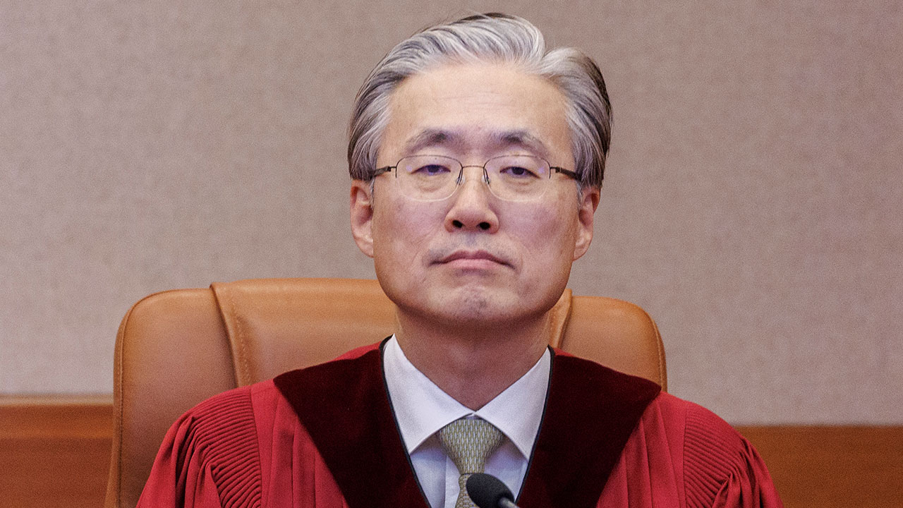 새 헌법재판소장 권한대행에 김형두 재판관
