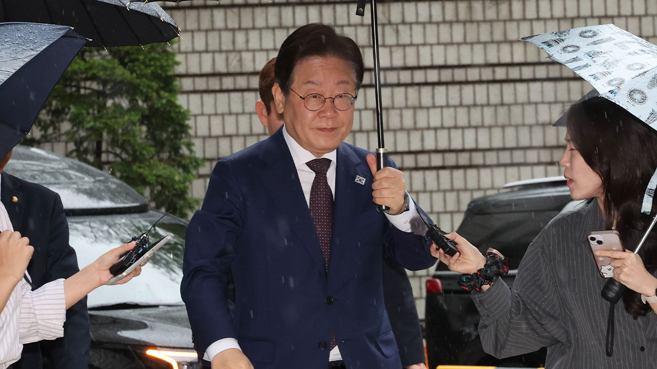 이재명 대북송금 재판부 검찰에 "객관적 사실로 공소사실 정리해달라"