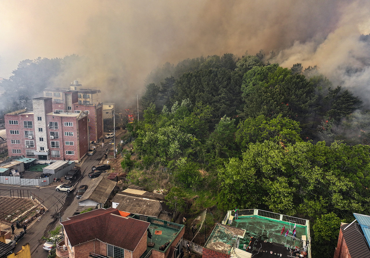 대구 함지산 불 확산‥주민 1천2백여 명 대피