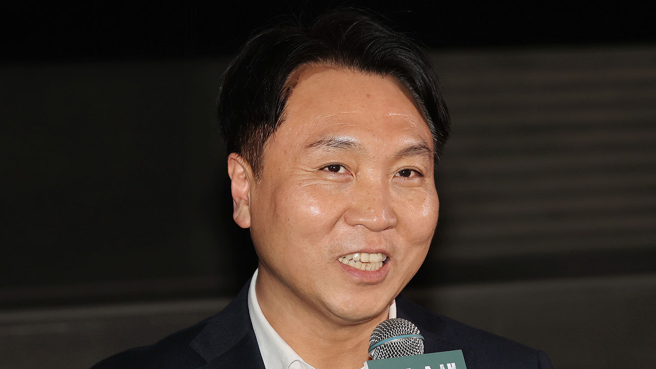 '尹 명예훼손' 재판서 검찰 수사권 공방‥재판부 "검토할 것"