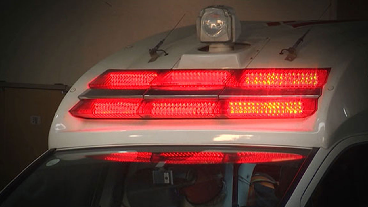 군 초소 들이받은 트럭 운전자 숨진 채 발견‥경찰 수사