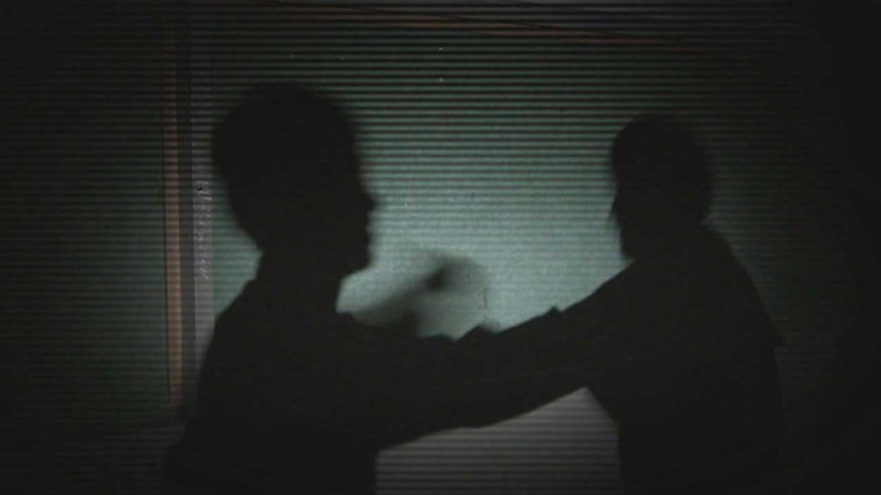 "치료 부위 아파"‥치과 찾아가 흉기 휘두른 60대 남성 구속송치