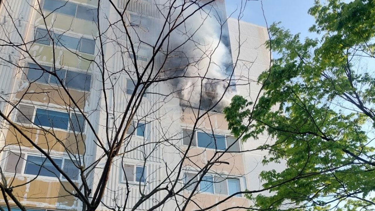 경기 안산시 단원구 아파트서 불‥1명 부상·8명 대피