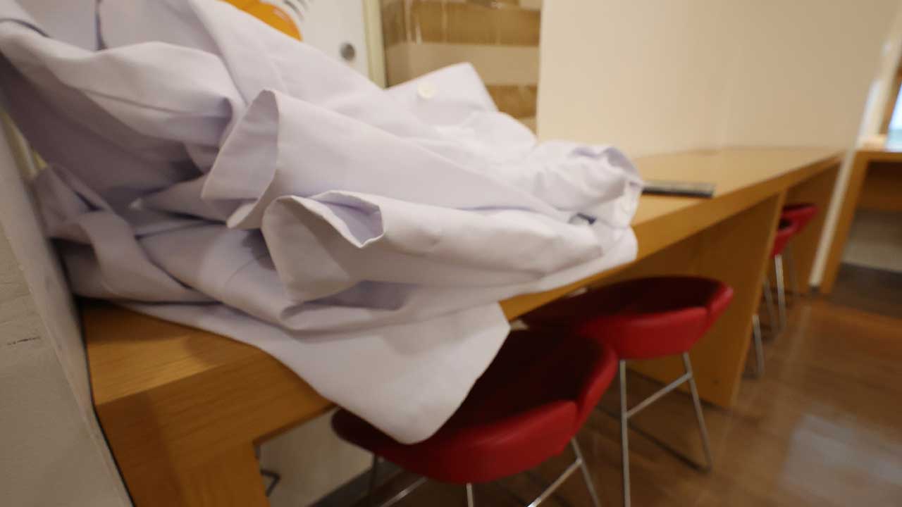 을지의대 본과 1학년생들 '수업 복귀' 번복‥"제적 불사"