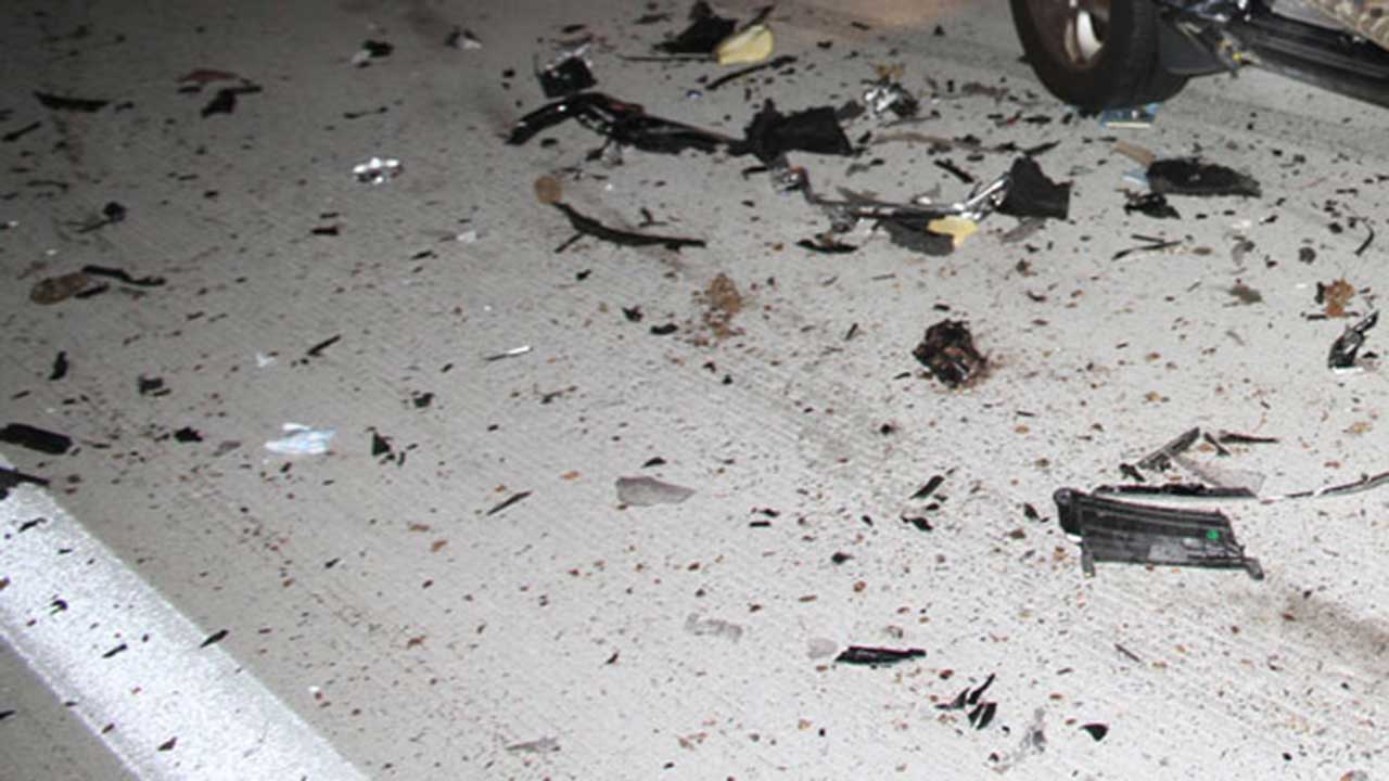 파주 국도에서 승용차가 SUV 들이받아‥70대 남성 사망