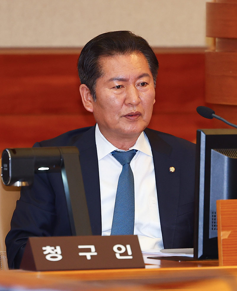 손준성 "양심 어긋나는 행동 안 해"‥국회 측 "의도적 권한 남용"