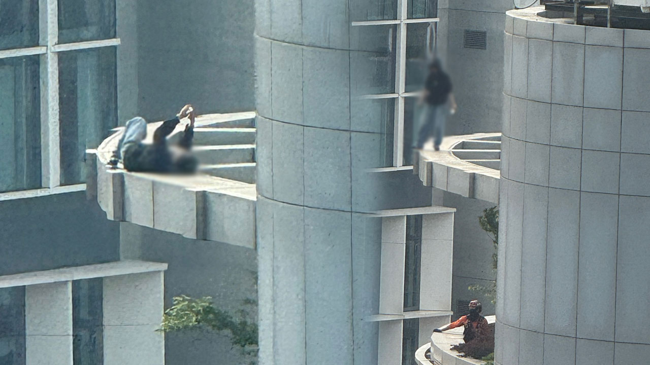 강남역 인근 15층 건물 바카라사이트 제작 투신 소동