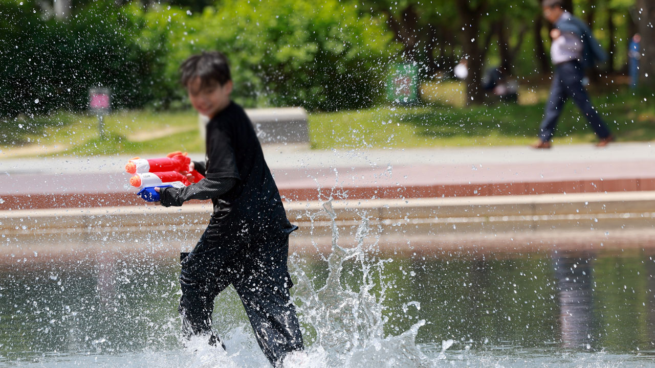 [날씨] 전국 가끔 구름 많아‥한낮 초여름 날씨