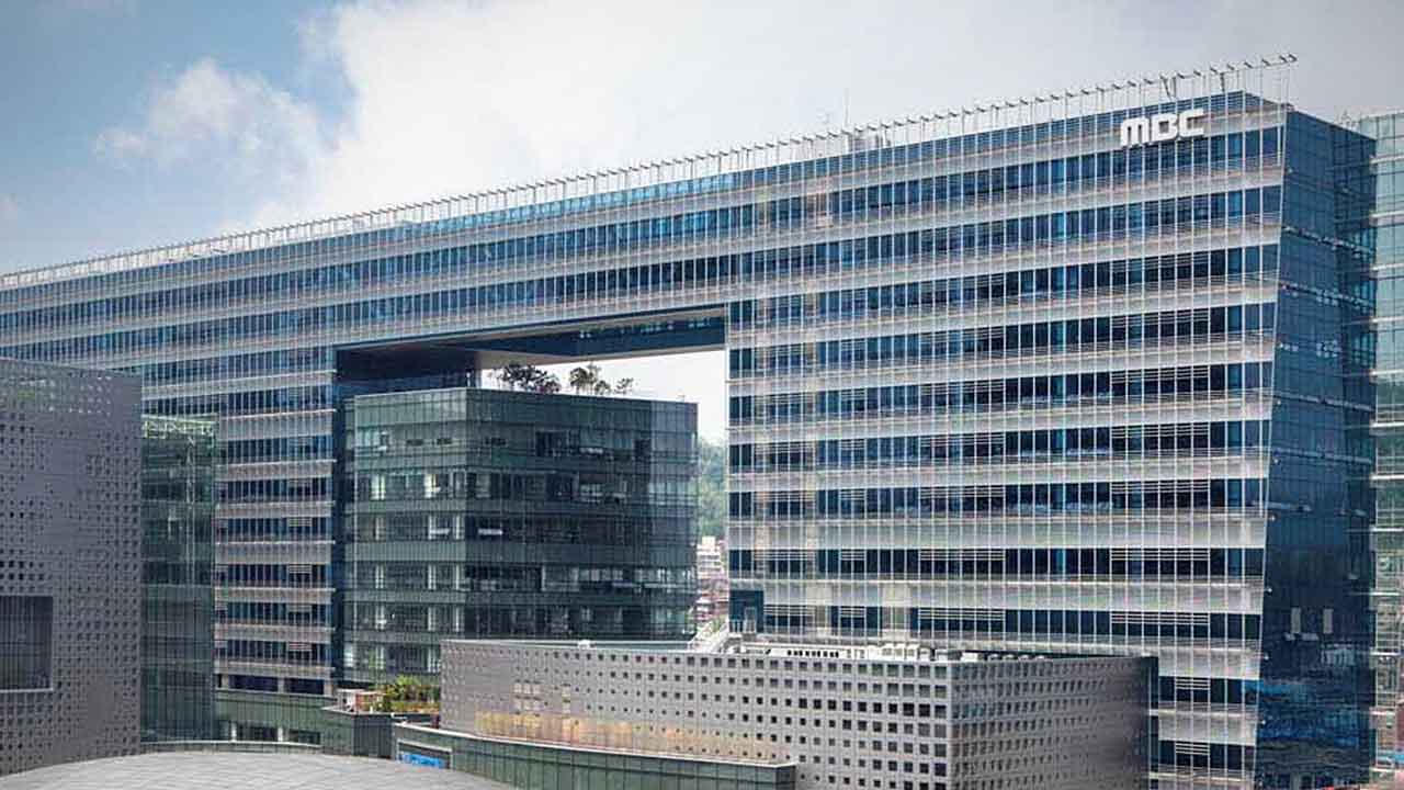 MBC꿈나무축구재단, 축구장학생 50명에 장학금 수여