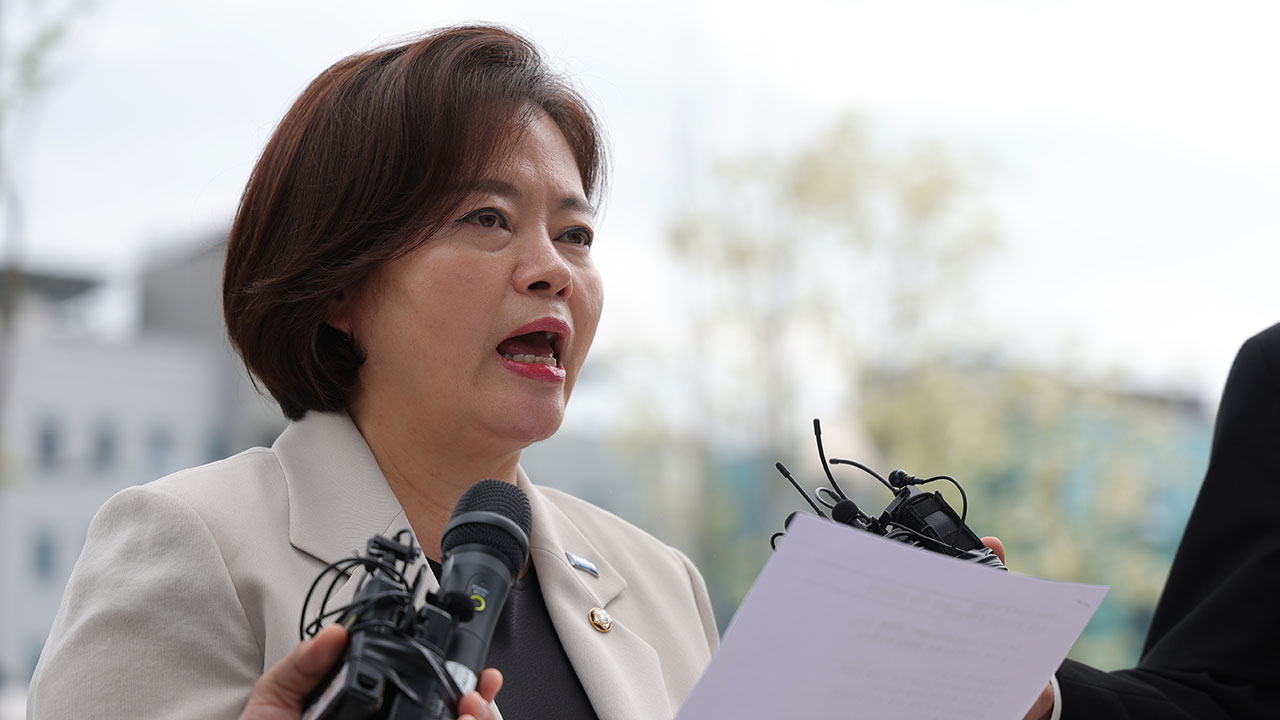 경찰, '윤석열 처가 요양원 학대 의혹' 고발인 조사