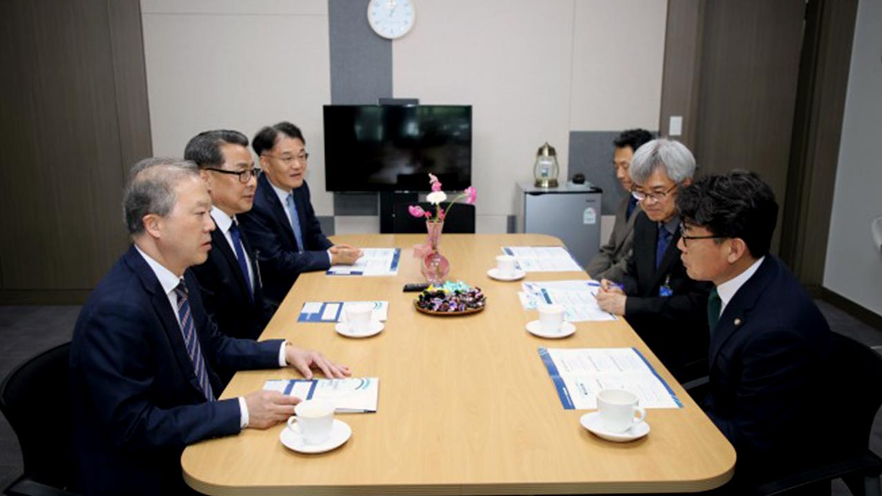 대학협의체들, 일제히 대선캠프에 정책 건의‥"고등교육 재정투자 확대해야"