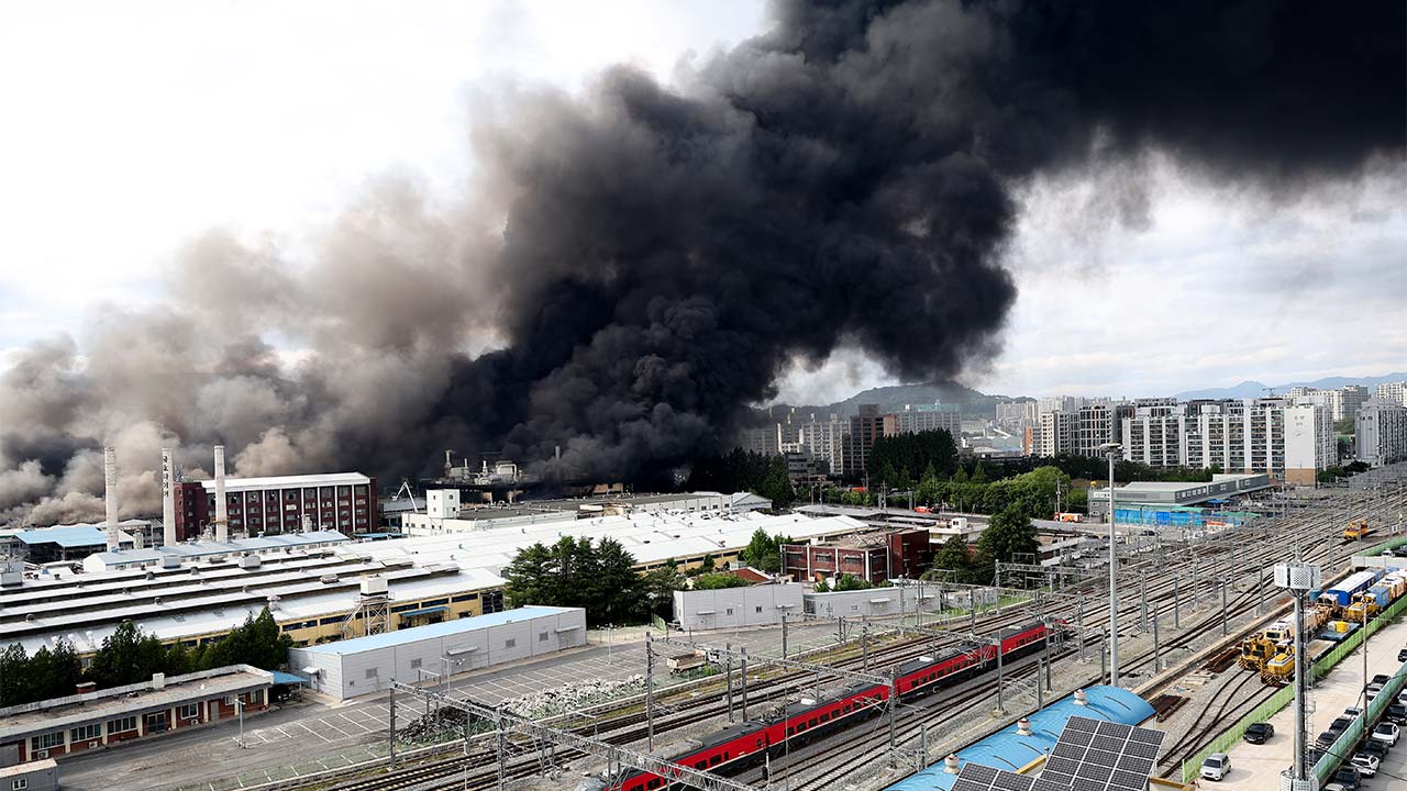 금호타이어 광주공장 화재 현장에서 잔불 발생‥진화 작업 중