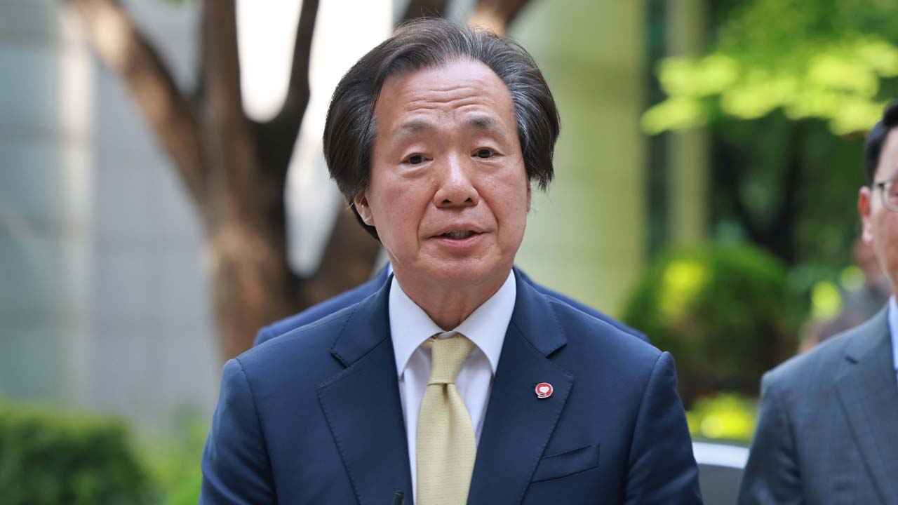 건보 이사장 "수술 앞두고도 흡연‥담배회사, 중독성 책임져야"