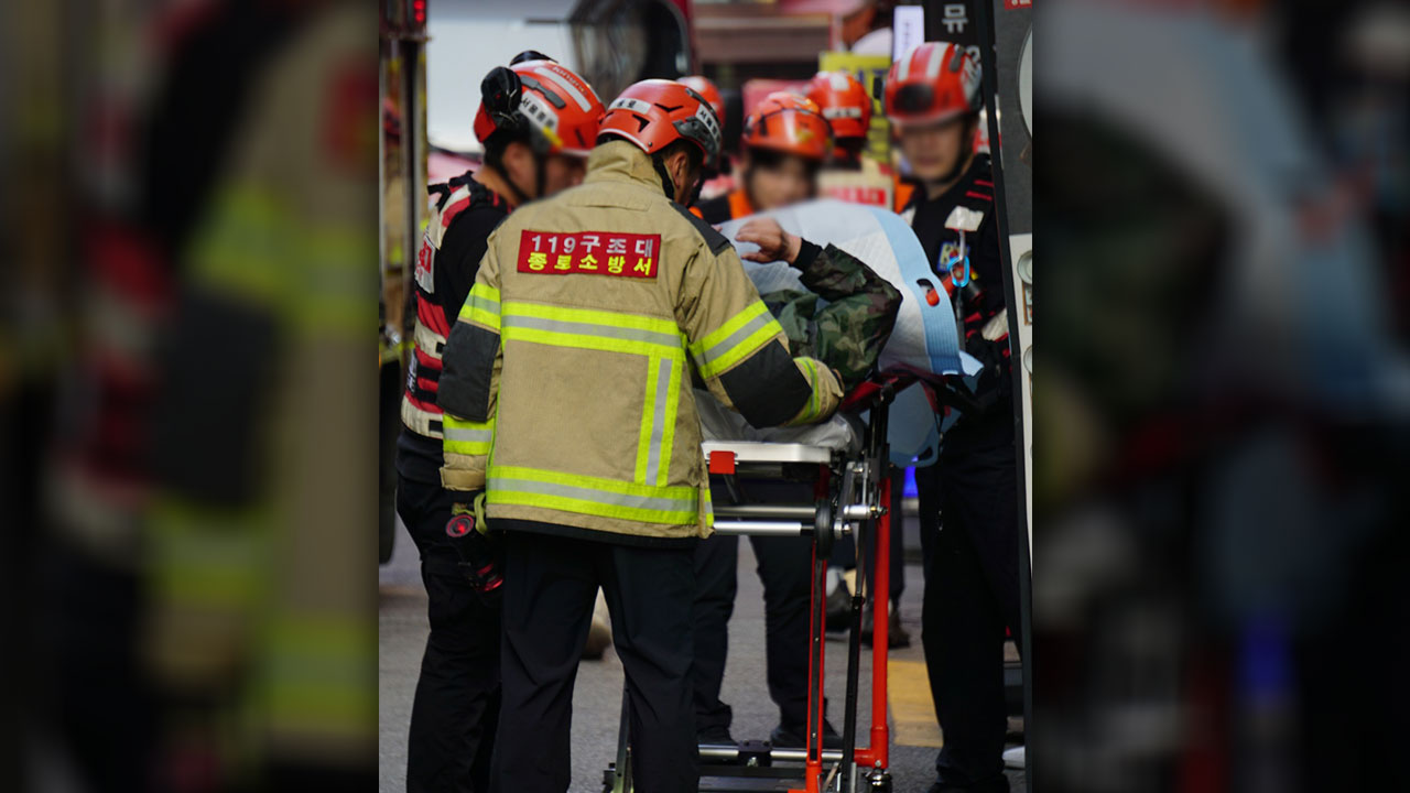종로구 관철동서 배관 작업하던 70대 남성 심정지 이송