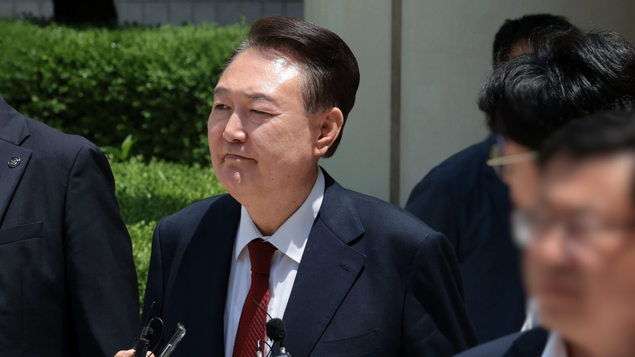 '尹 명예훼손 의혹' 경향신문 전현직 기자 무혐의‥"증거불충분"