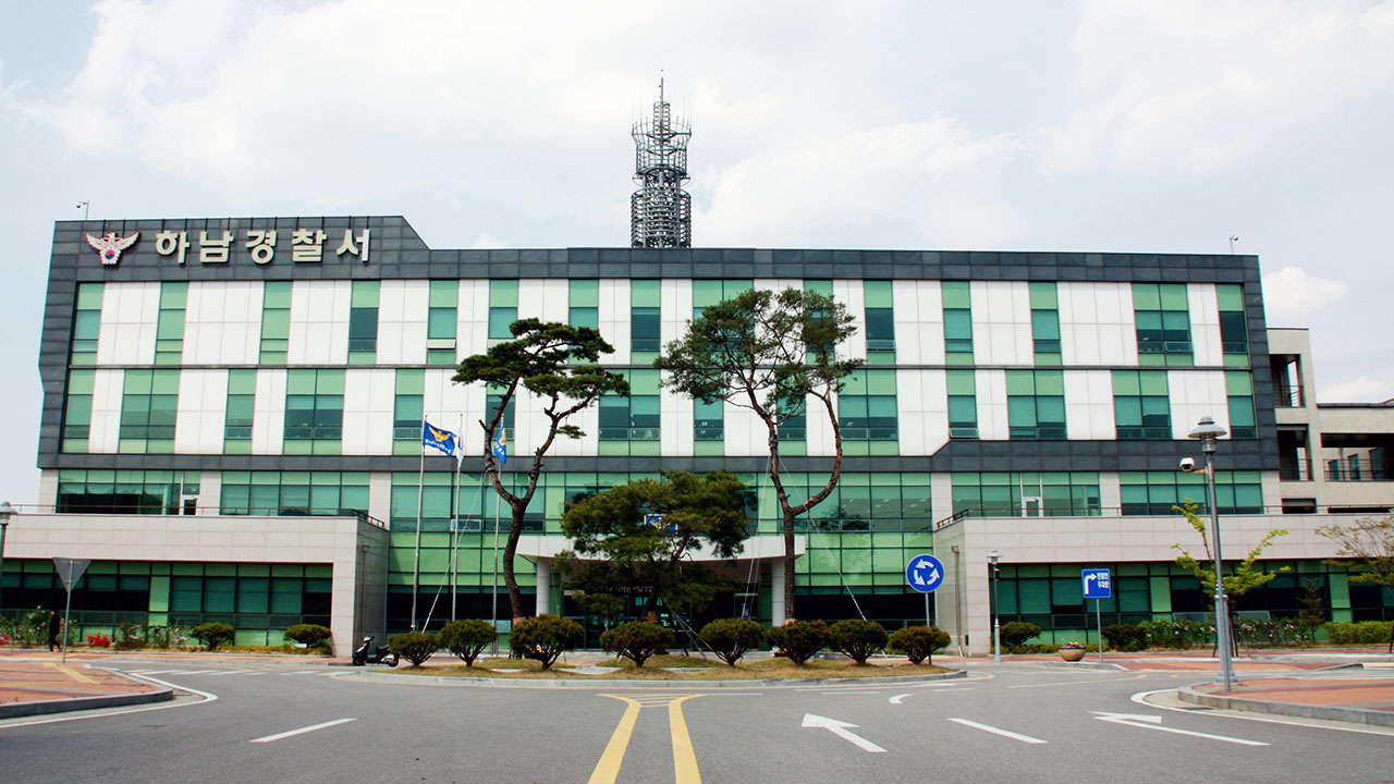 난동 부리다 경찰 분리 조치 된 20대 남성‥투신 사망