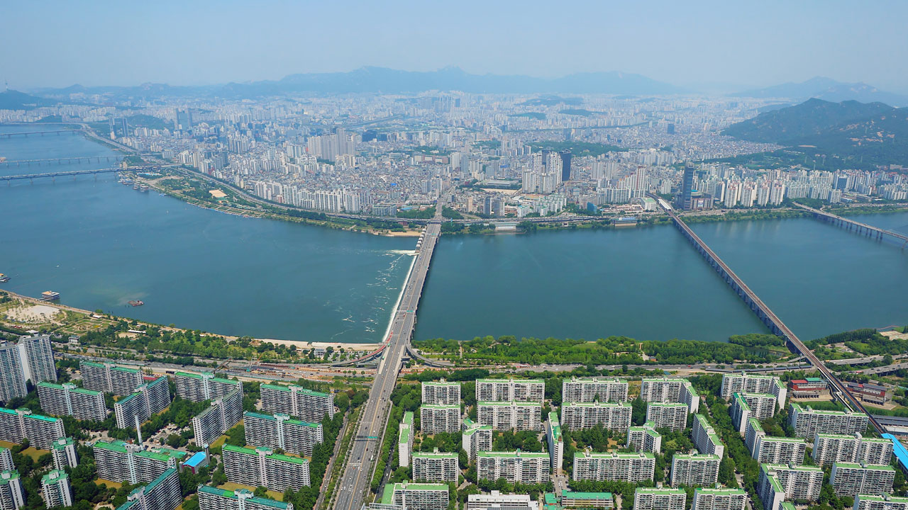 [날씨] 내륙중심 낮 기온 30도 이상‥경기북부·강원 곳곳 비