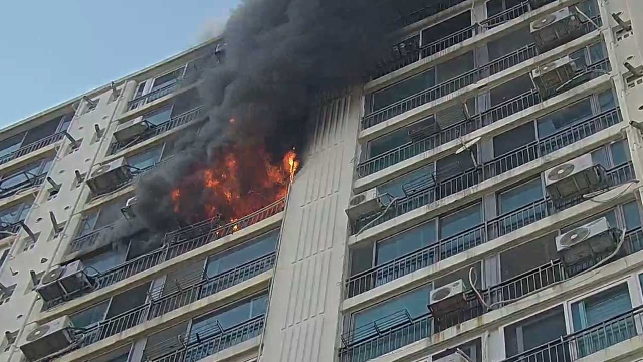 인천 부평구 아파트에서 불‥주민 70여 명 대피