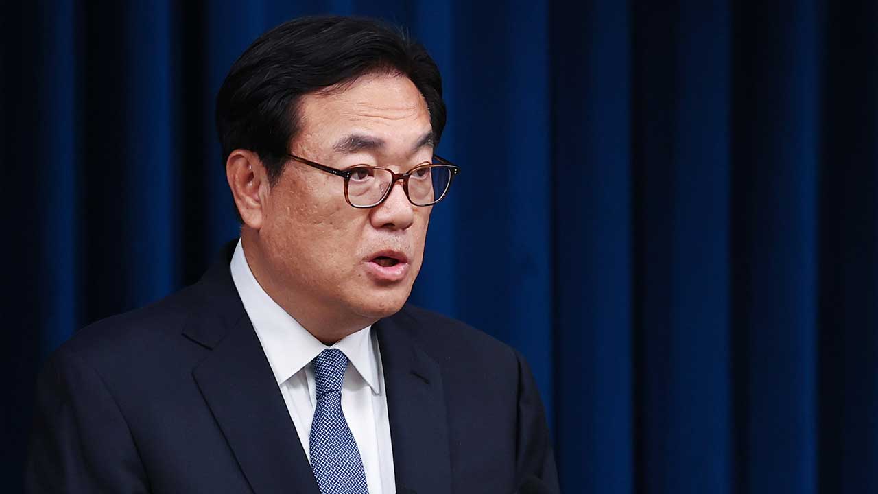 검찰, '尹 공천개입 의혹' 정진석 전 실장 참고인 조사