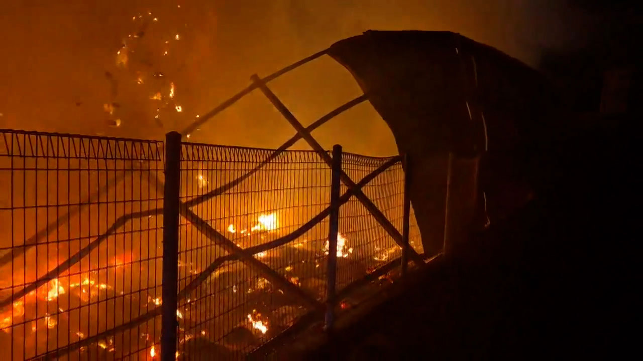 화성 폐배터리 재생공장에서 불‥14시간 만에 꺼져