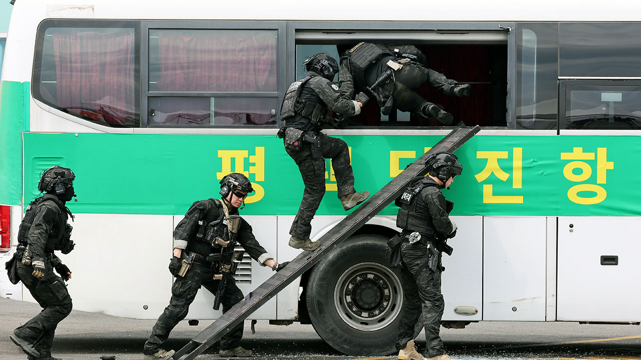 경기남부경찰, 관계 기관과 실전 상황 가정 대테러 합동훈련