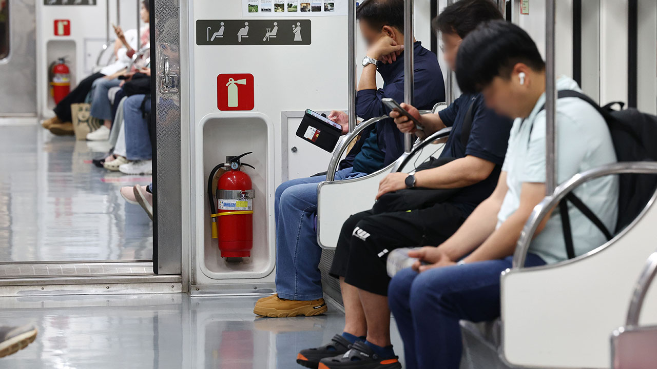 내일 첫차부터 수도권 지하철 요금 인상‥"민생 부담 높여" 반발도