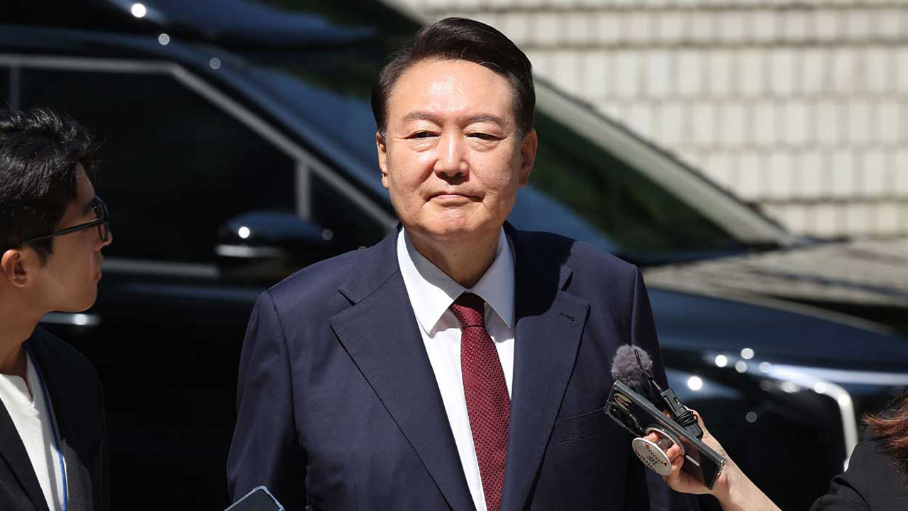 [속보] 내란 특검 "윤 전 대통령에 30일 오전 9시 다시 출석 통지"